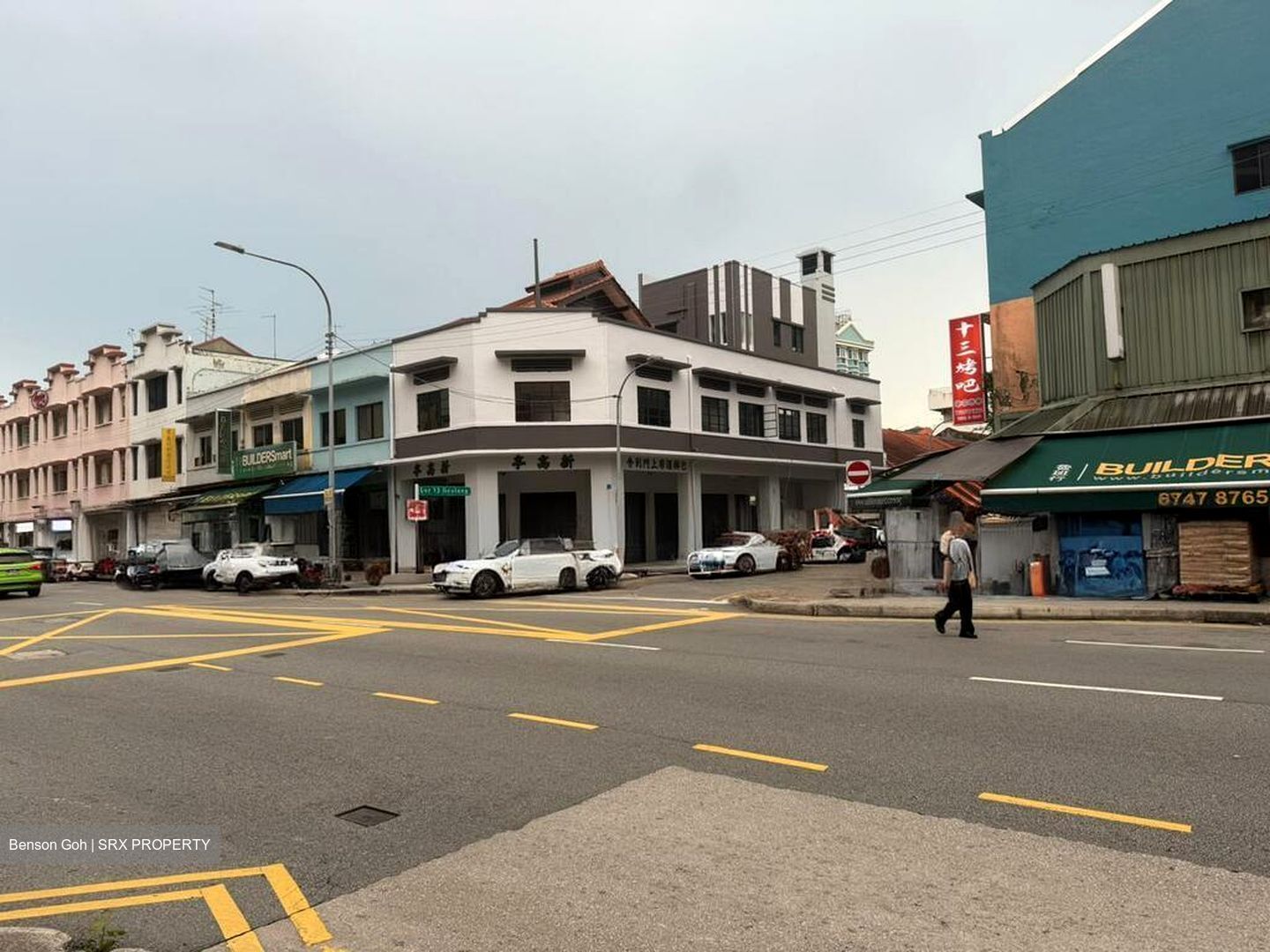 Sims Avenue (D14), Shop House #505653581